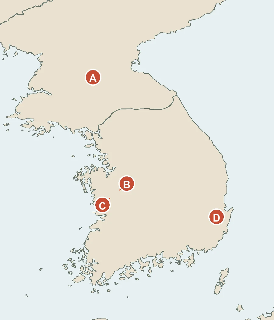 한반도와 만주의 네 지점을 표시한 지도. B는 공주 일대, C는 그 남서쪽 부여 일대에 있고 A는 북부 내륙, D는 동남부에 있다.